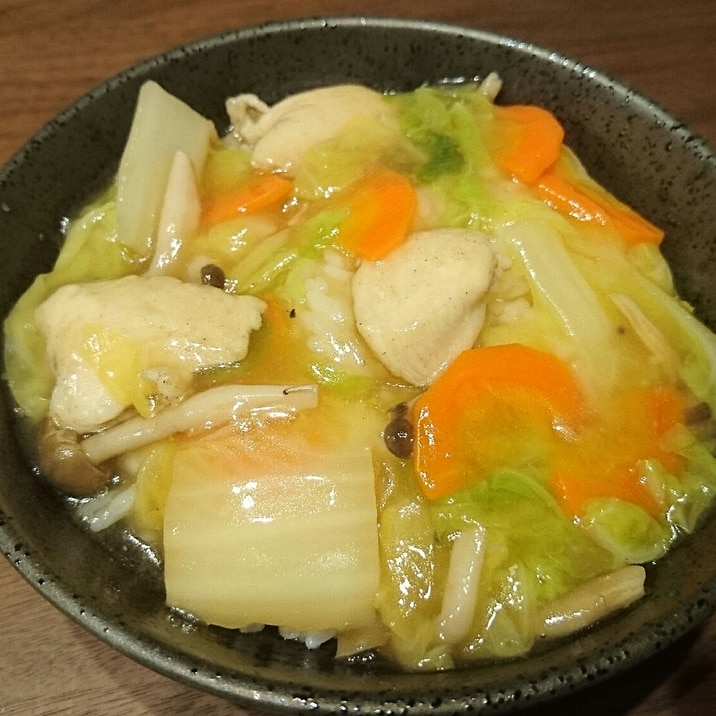 【節約レシピ】簡単！うまい！鶏むね肉の中華丼